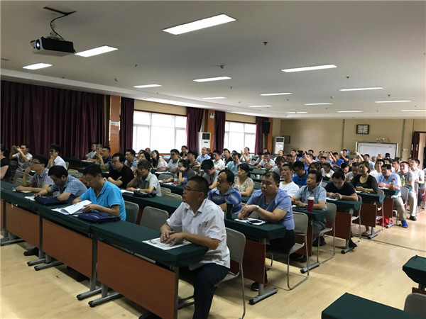 机动车检测维修中心综检站承办济南市道路客运企业车辆技术管理培训班 2017年08月27日3.jpg