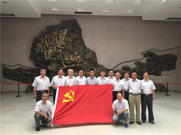 机动车检测实验中心党支部赴济南战役纪念馆参观学习 2017年07月03日2.jpg