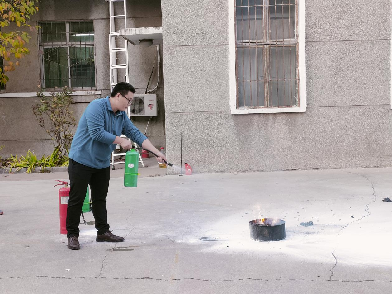 图人片1.png